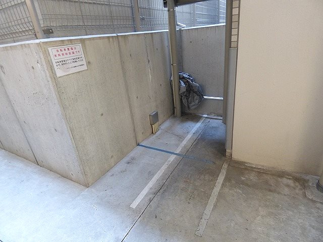 【駐車場】エスリード心斎橋EAST