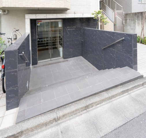 レピュア池袋のエントランス|74243009_5.jpg