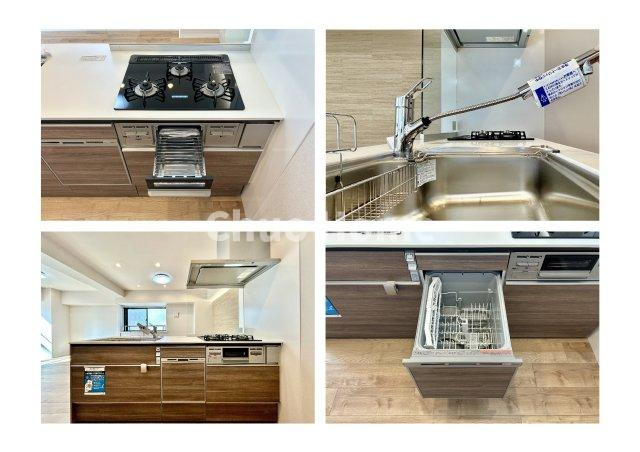 コスモ向島のキッチン|【システムキッチン】ワイドで収納豊富な使い勝手の良いカウンターキッチンには、食洗器・伸縮タイプのキッチン水栓、三ツ口コンロ・魚焼きグリルなどの便利な設備が標準完備されています。