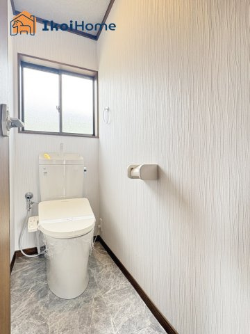 神戸市西区宮下２丁目　中古戸建のトイレ|【ホームページに現地動画掲載中】●年中無休：当日予約可●トイレが2か所あるので夜中もや朝も楽ちん。