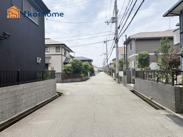 神戸市西区宮下２丁目　中古戸建の周辺|【ホームページに現地動画掲載中】●年中無休：当日予約可●前面道路幅員6ｍ！入出庫の際も楽々安心！