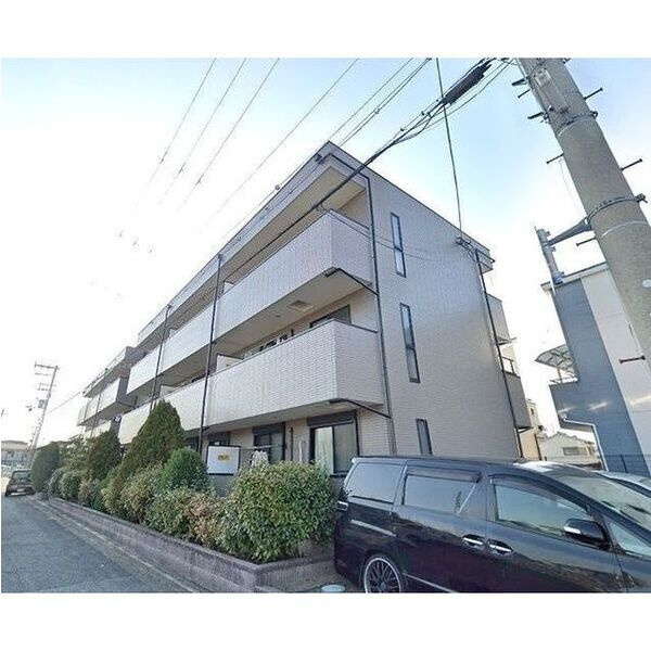 	アンプルールフェール ルミエール富木