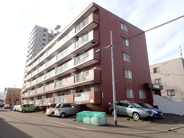 200松井ビル（旧セレーナ西町）