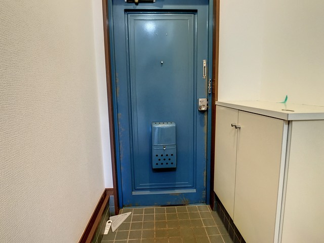 直方市大字植木のアパートの玄関