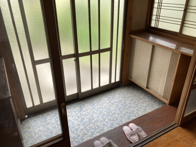 本町三丁目売り住宅の玄関