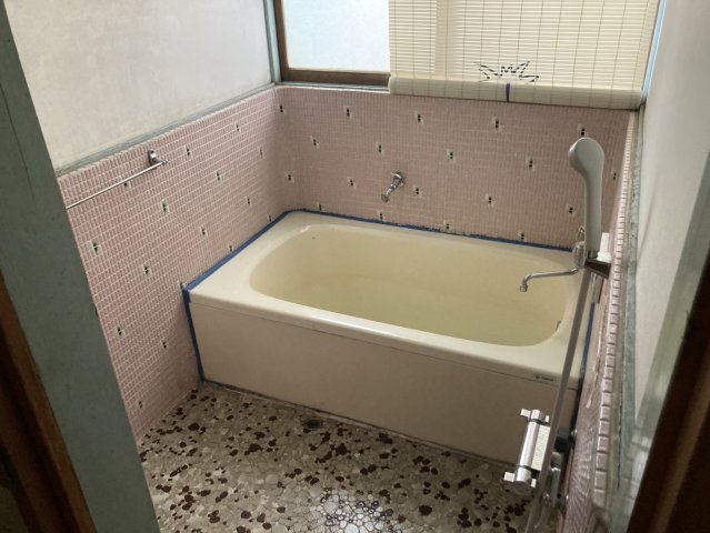 本町三丁目売り住宅の浴室