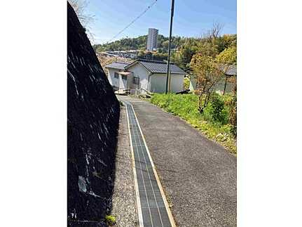 西区三滝本町２丁目の周辺