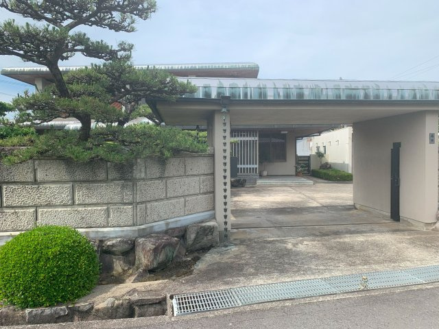 桃山町調月中古物件の外観