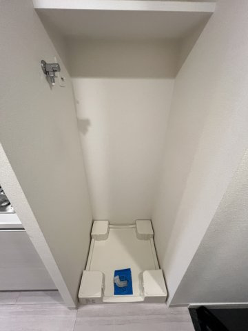 プレサンス久屋大通公園セラフィの設備|室内洗濯機置き場
