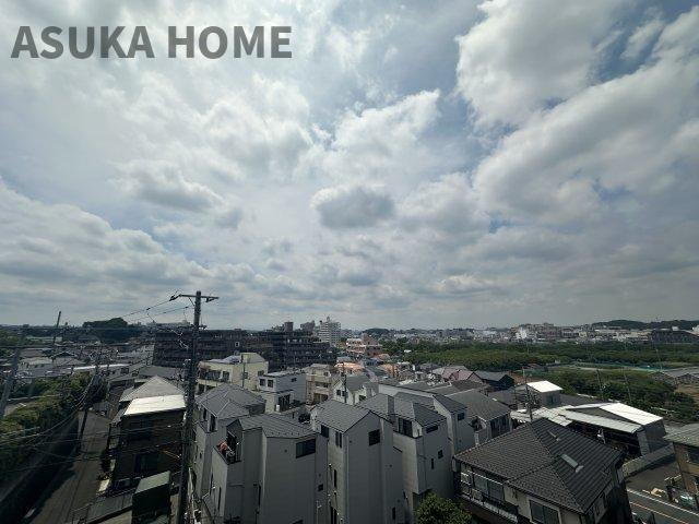 日神パレステージ鴨居の展望|穏やかな街並みを望む見通しの良い景色です。ぜひ実際にご覧になって下さい。