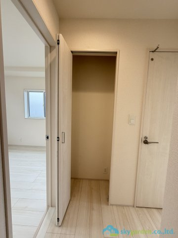 伊勢原市東大竹　新築戸建　全5棟2号棟の収納