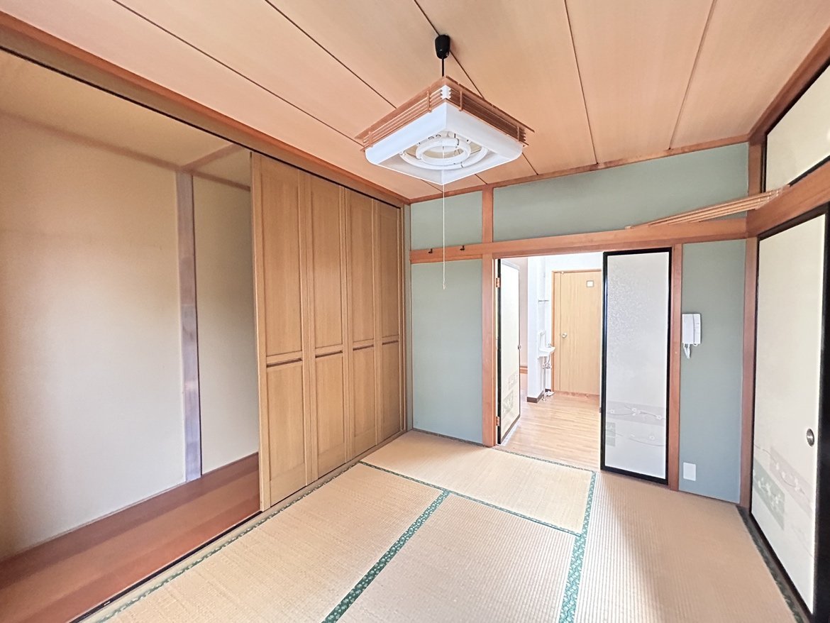 八戸市大字沢里字沢里山の和室