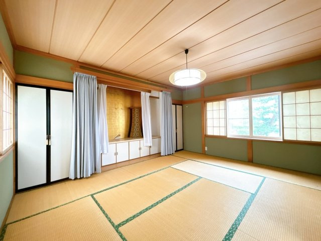 八戸市大字沢里字沢里山のその他|中古住宅の3大リスクである、雨漏り、主要構造部分の欠陥や腐食、給排水管の漏水や故障を２年間保証します。その前提で床下まで確認の上で、シロアリの被害調査と防除工事もおこないます。