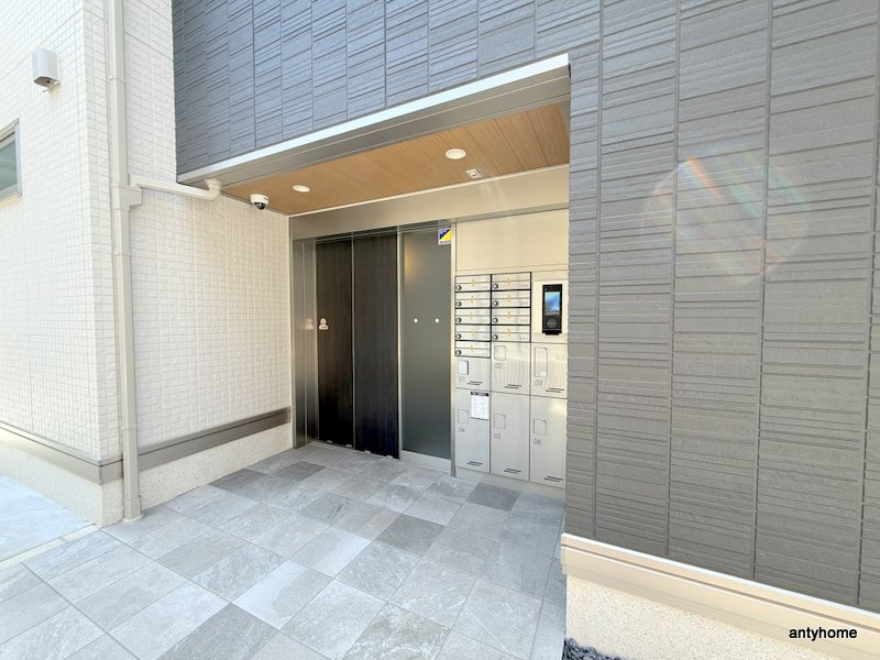Villa Parasore　仲介手数料無料のエントランス