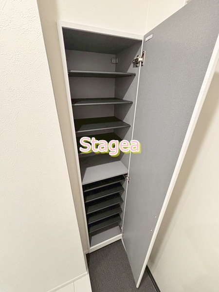 REGALEST　Smart日進の玄関