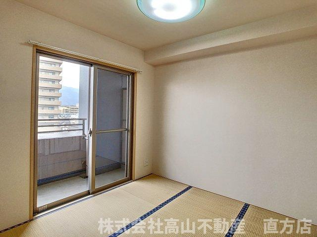 直方市大字山部の賃貸マンションの和室