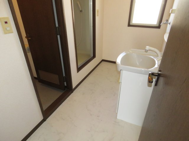 メゾン志藤Bの洗面所