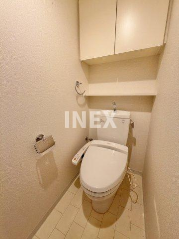 横浜市港北区菊名３丁目の賃貸マンションのトイレ