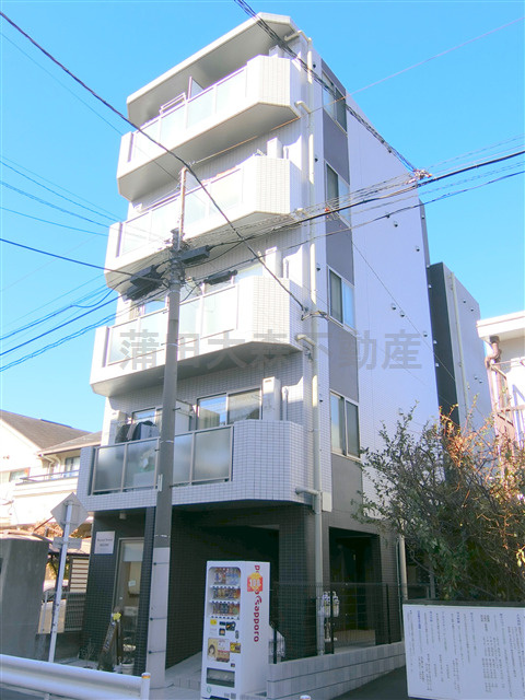 ブロッサムテラス池上の外観|2016年9月築　RC鉄筋コンクリート造地上5階建て
東京都大田区池上6丁目　東急池上線池上駅近最寄り徒歩4分