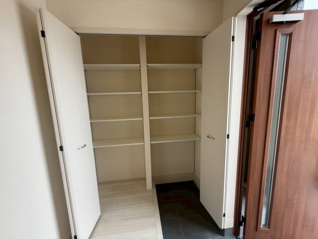 ■■与那原町与那原-4号棟（全4棟）の収納|収納があります
