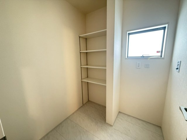 ■■与那原町与那原-4号棟（全4棟）の収納|専用の収納スペースです