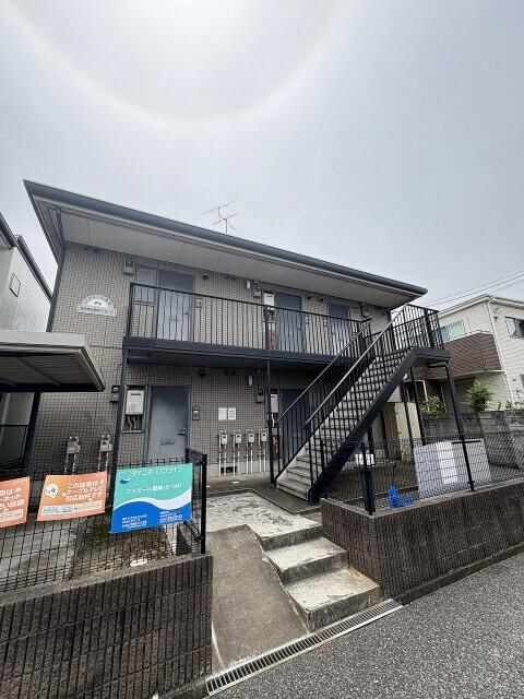 ファミール藤崎の外観