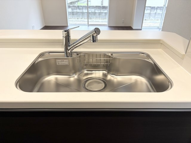 【設備】 | ブルーミングガーデン倉敷市中庄 (全5棟) | 浄水機能付きキッチン水栓