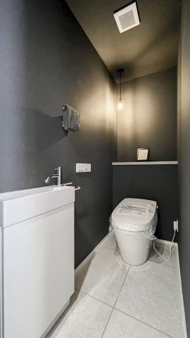 高輪ザ・レジデンスのトイレ|コンパクトで使いやすいトイレです