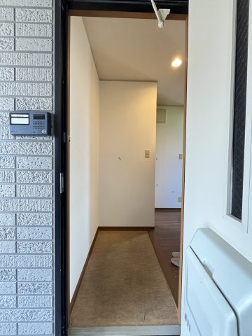 バームクーヘンB棟の洋室|イメージ101号室の写真