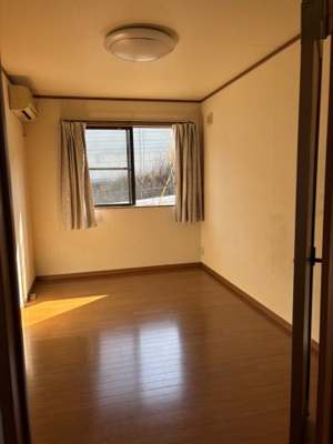 【洋室】 | 西宮市名塩二丁目　中古戸建 | ２階　洋室