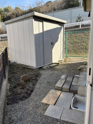 【庭】 | 西宮市名塩二丁目　中古戸建 | 大容量の倉庫があります