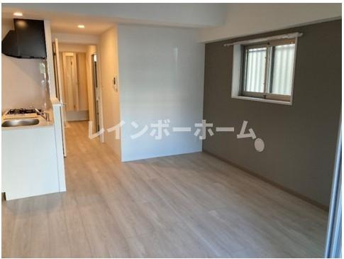 MQuarto新座の居間・リビング