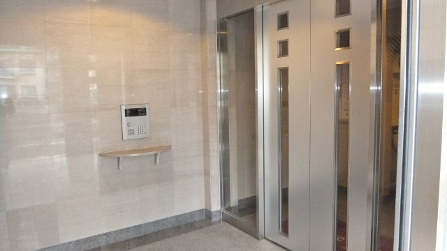 グレイスヴィラのエントランス|オートロック付きのエントランスです