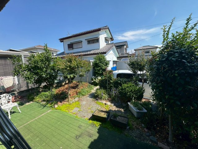 -三丁目不動産-　本庄市栄2丁目　平成元年築　平屋の庭