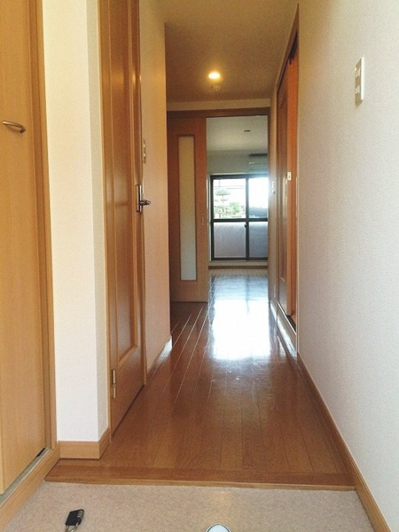 ランデュール斉藤の玄関