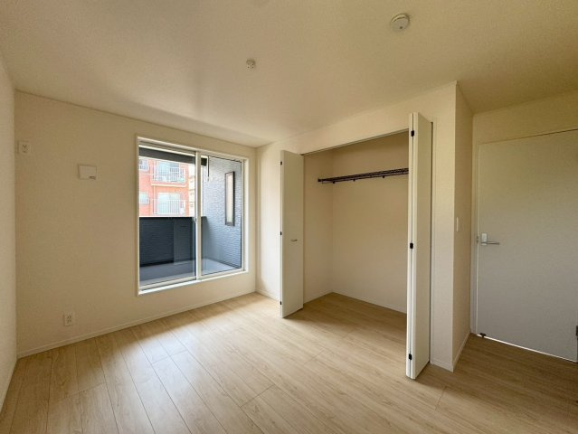 ークレイドルガーデンー小倉南区若園第７【小倉南区　新築戸建て】の洋室|2階洋室はクローゼット完備♪