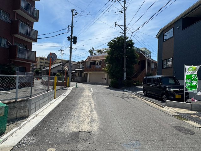 ークレイドルガーデンー小倉南区若園第７【小倉南区　新築戸建て】の前面道路含む現地写真| 現地撮影　2026,6,12　ークレイドルガーデンー小倉南区若園第７【小倉南区　新築戸建て】 1号棟