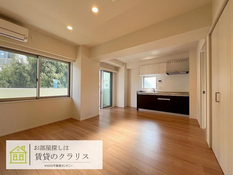 グランドラティス河原町七条の居間・リビング