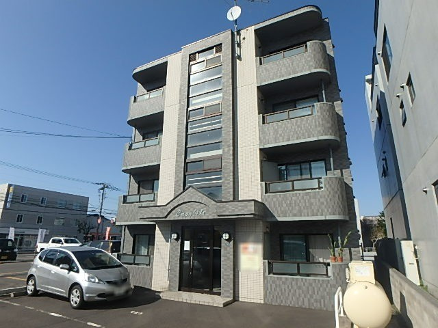 札幌市白石区東札幌二条４丁目のアパート