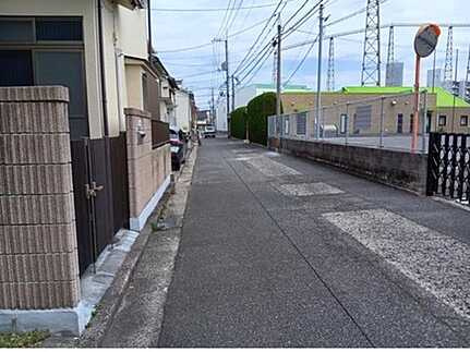 中区吉島東１丁目の前面道路含む現地写真