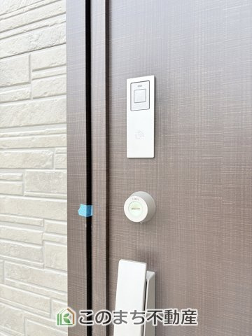 ハートフルタウン宇都宮市双葉2丁目429番の設備|玄関キーは上下２箇所のダブルロックキーで安全に配慮してます☆
