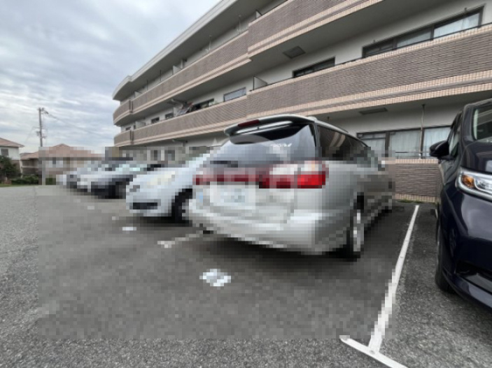 カルム千里山土井の駐車場|駐車場