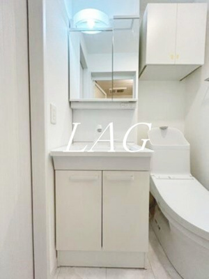 【洗面所】 | エーデル向山 | 洗面台です。