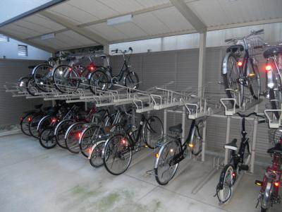ジョイシティ二条城前の駐車場|駐輪場