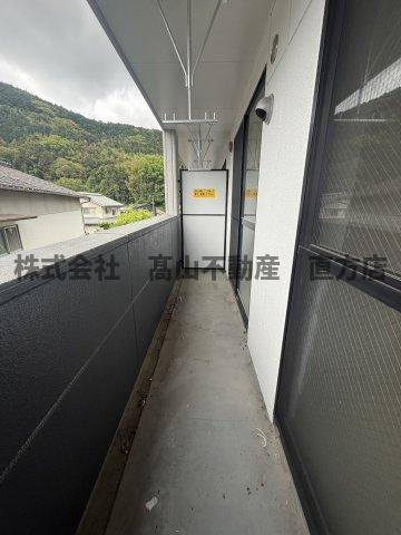 宮若市龍徳のアパートのバルコニー