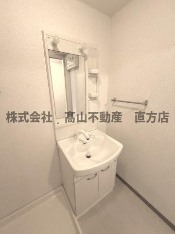 宮若市龍徳のアパートの洗面所