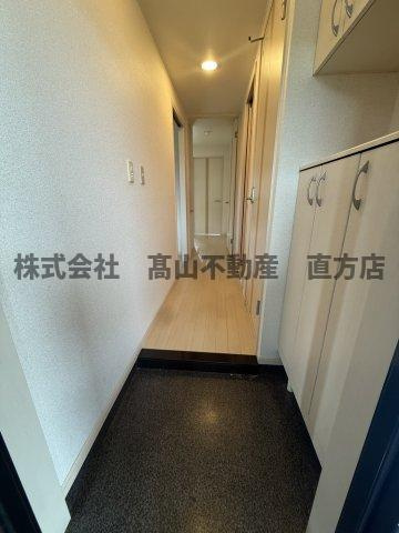 宮若市龍徳のアパートの玄関