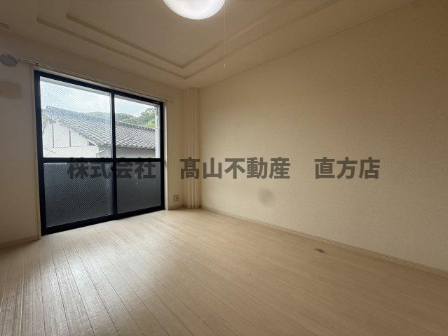 宮若市龍徳のアパートの洋室