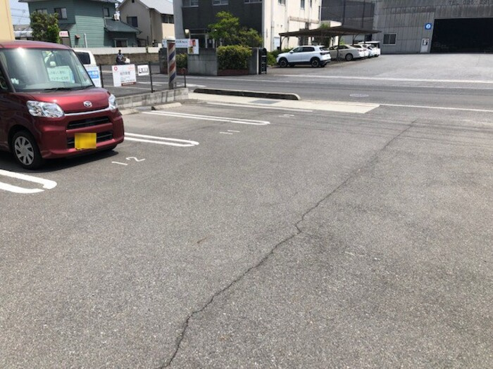 Ｍ・Ｋ３の駐車場