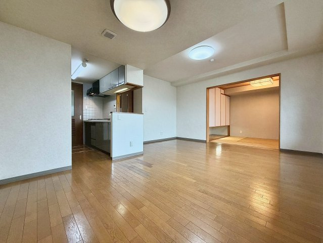 パルグラーサ環状通東の居間・リビング